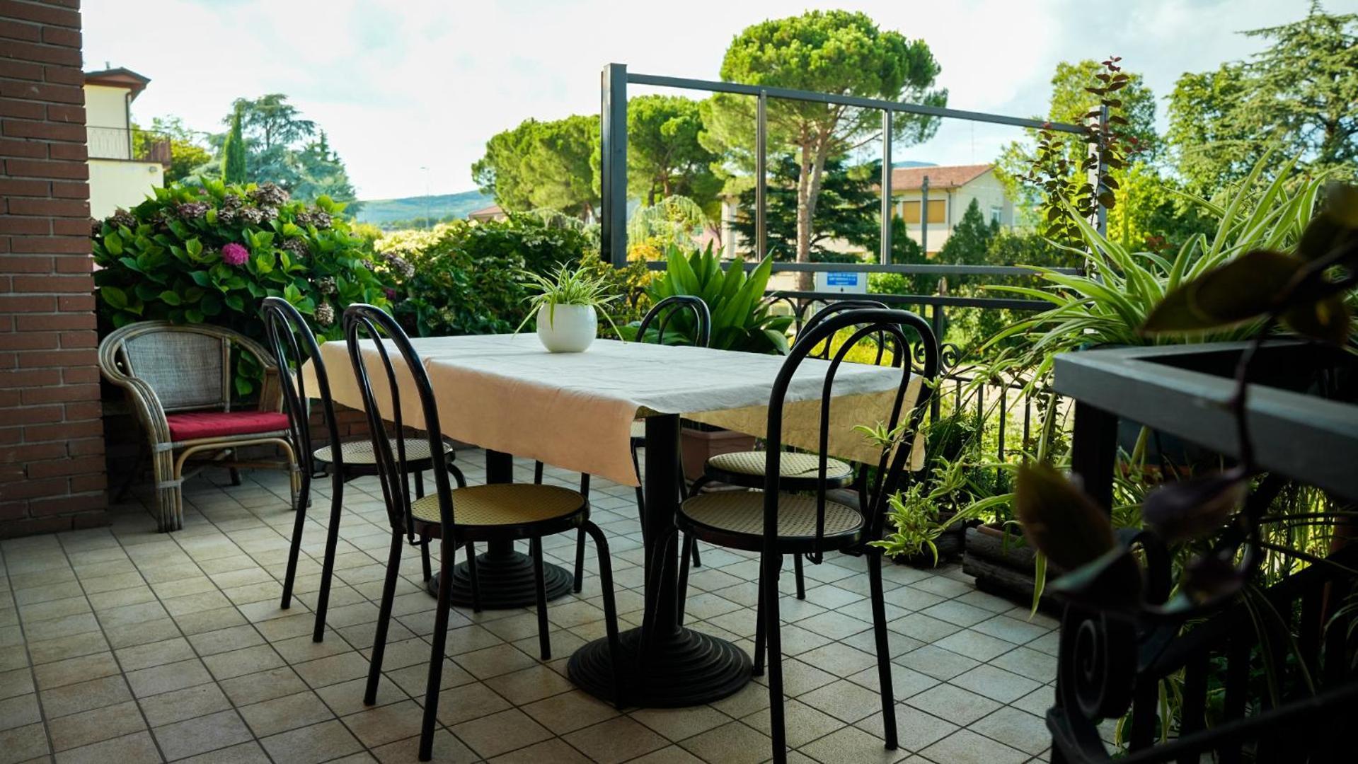 Florivana Boutique Hotel Ristorante San Pietro in Cariano Zewnętrze zdjęcie