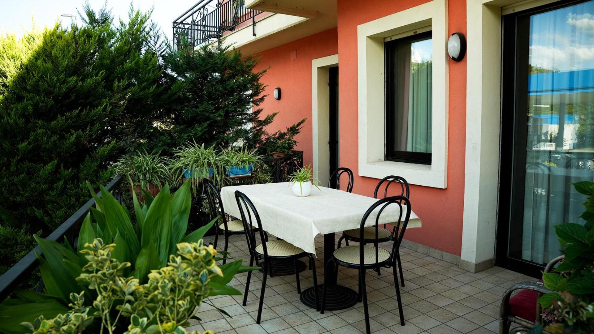 Florivana Boutique Hotel Ristorante San Pietro in Cariano Zewnętrze zdjęcie